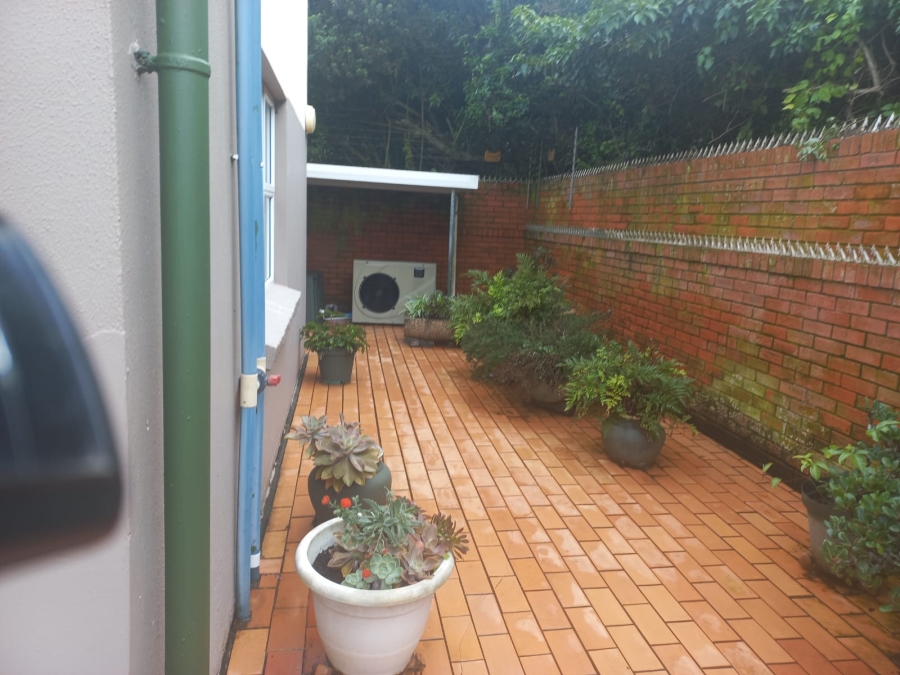 4 Bedroom Property for Sale in Gonubie Eastern Cape